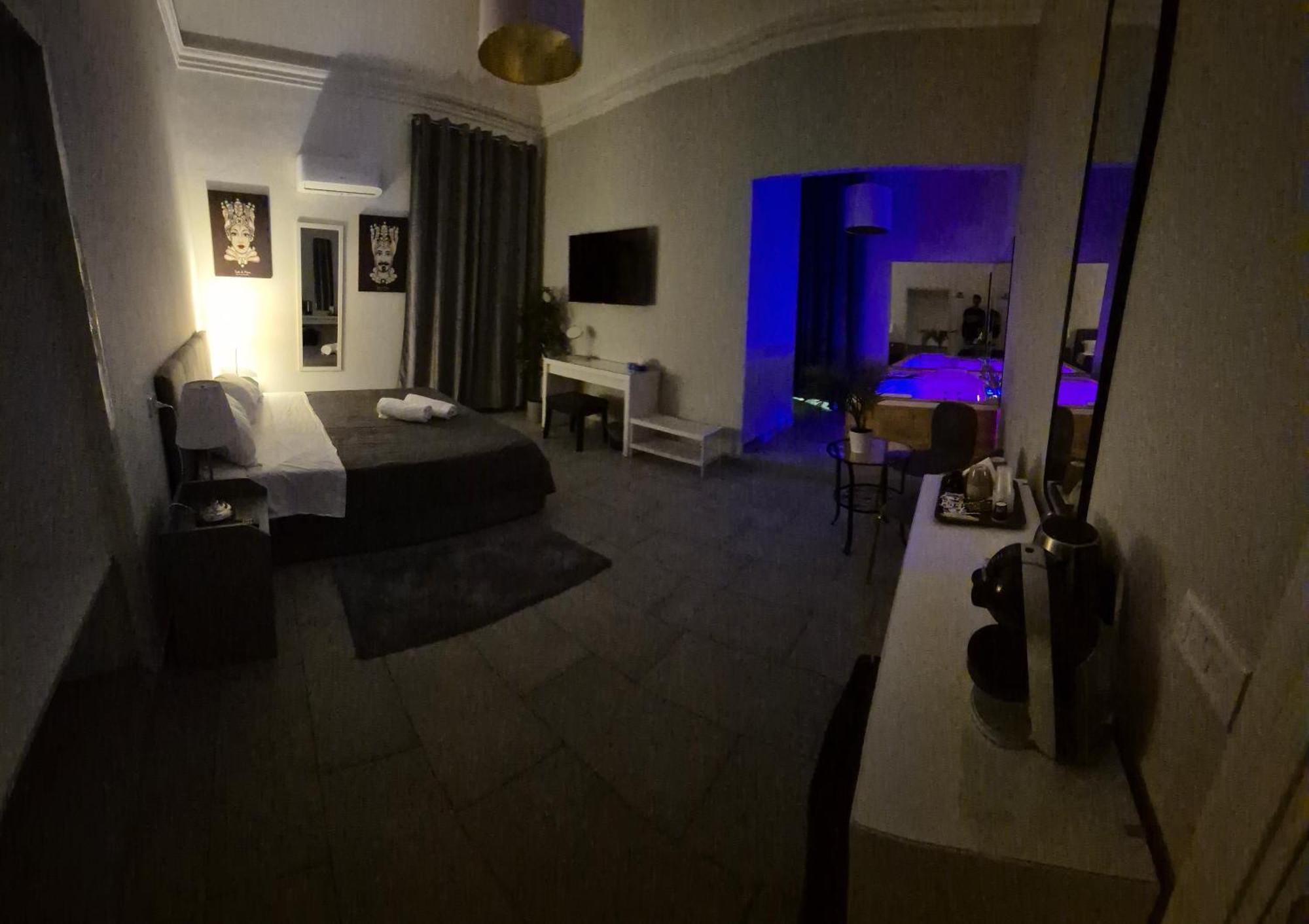 Duomo Luxury Suite Catania Bagian luar foto