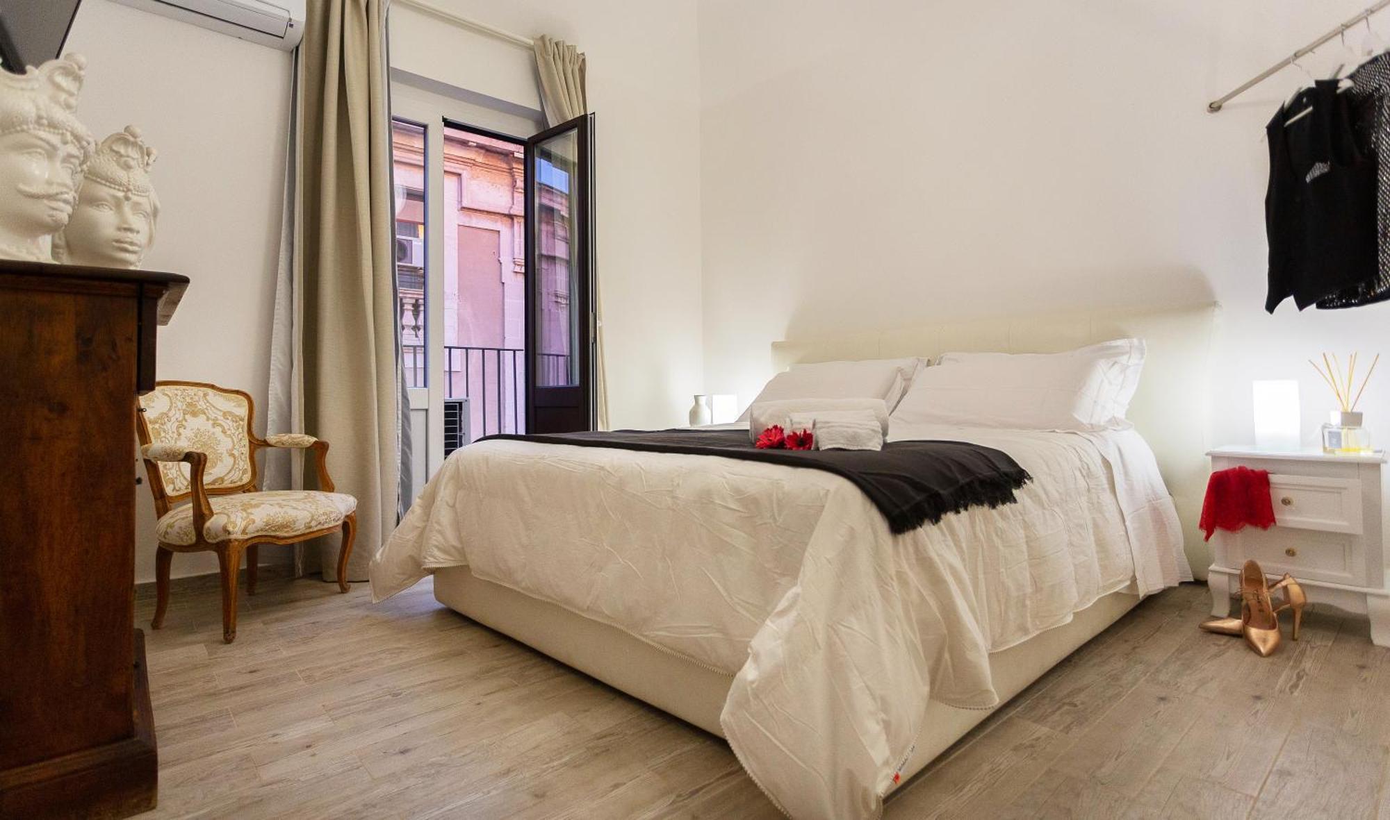 Duomo Luxury Suite Catania Bagian luar foto
